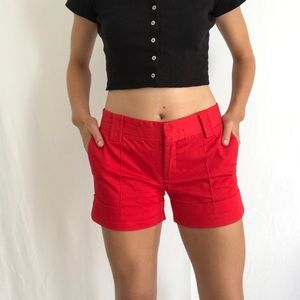 🌹low-rise fire red shorts🌹